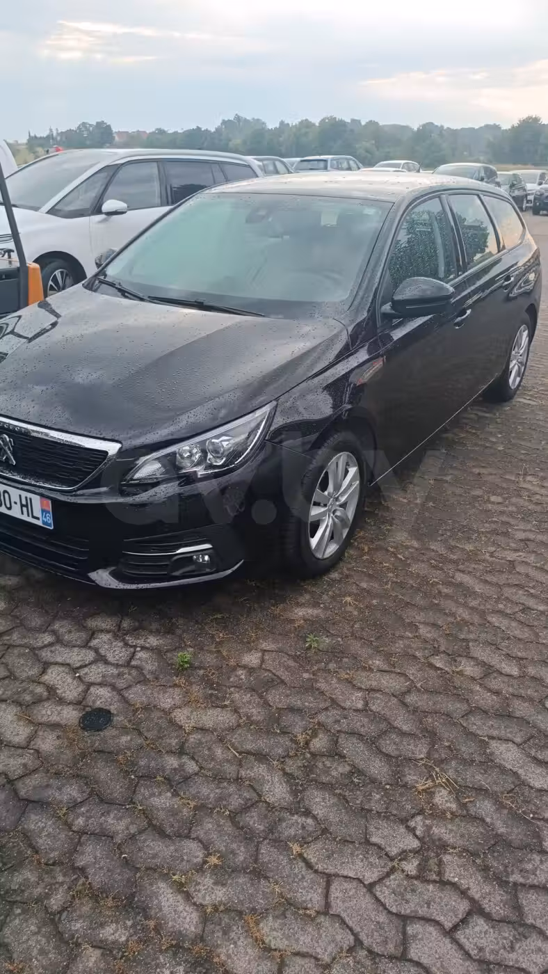 Peugeot 308 фото 2