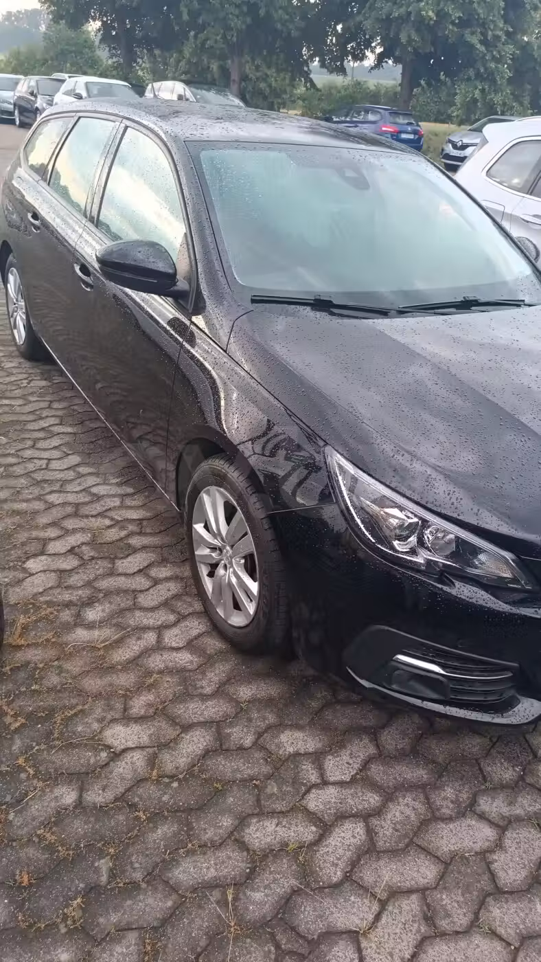 Peugeot 308 фото 5
