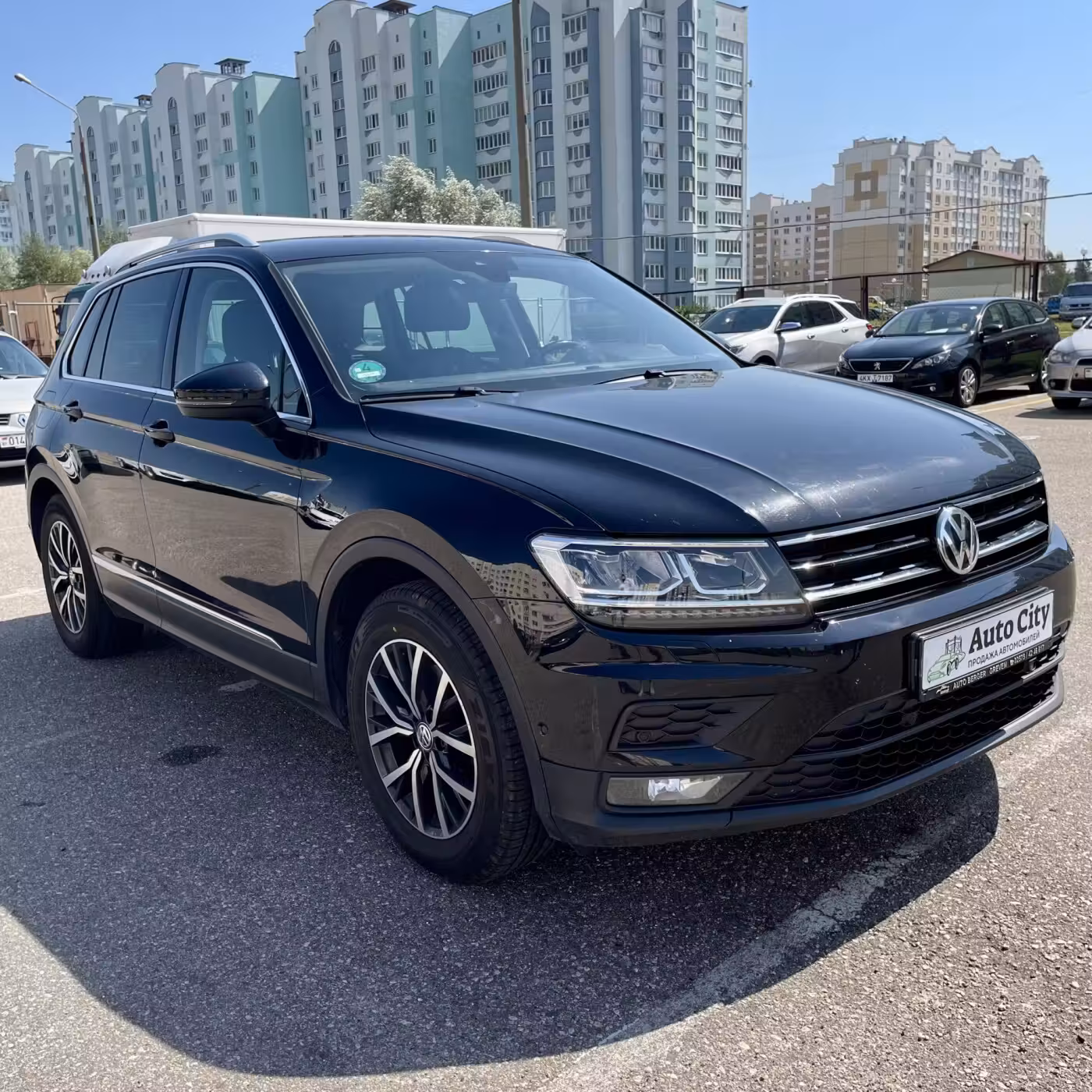 Volkswagen Tiguan фото 3