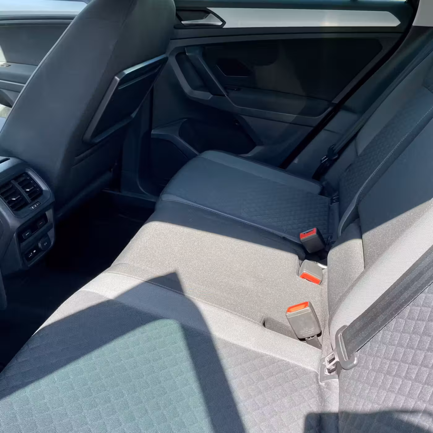 Volkswagen Tiguan фото 15
