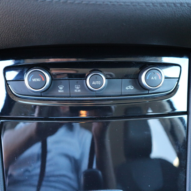 Opel Grandland X фото 13