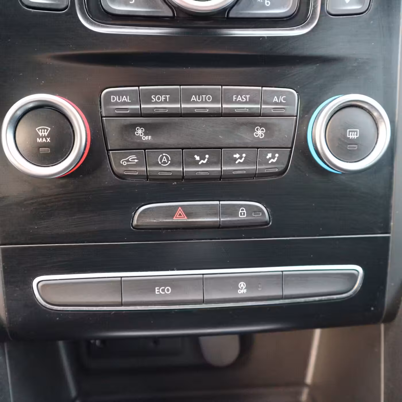 Renault Megane фото 16