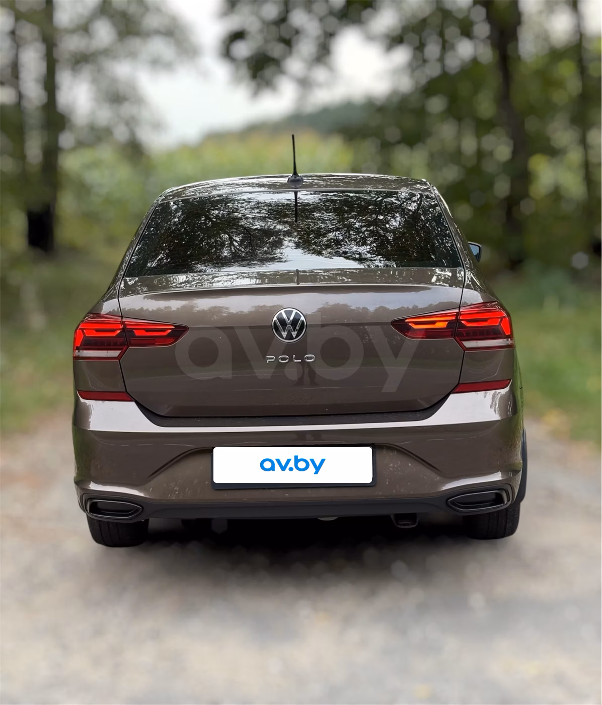 Volkswagen Polo Sedan фото 2