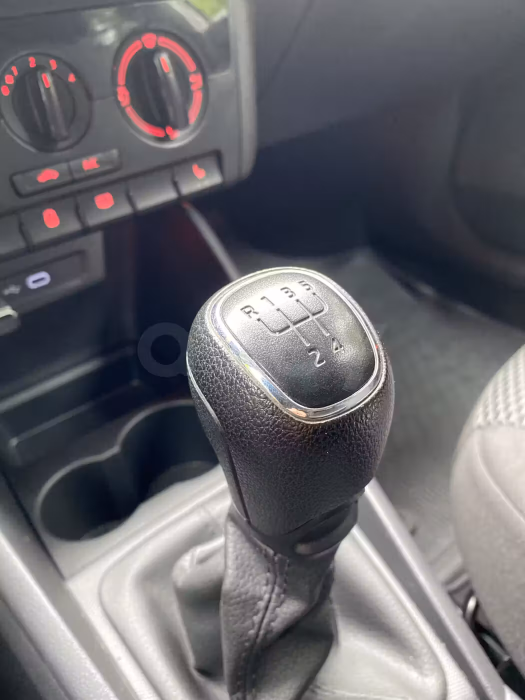 Volkswagen Polo Sedan фото 16