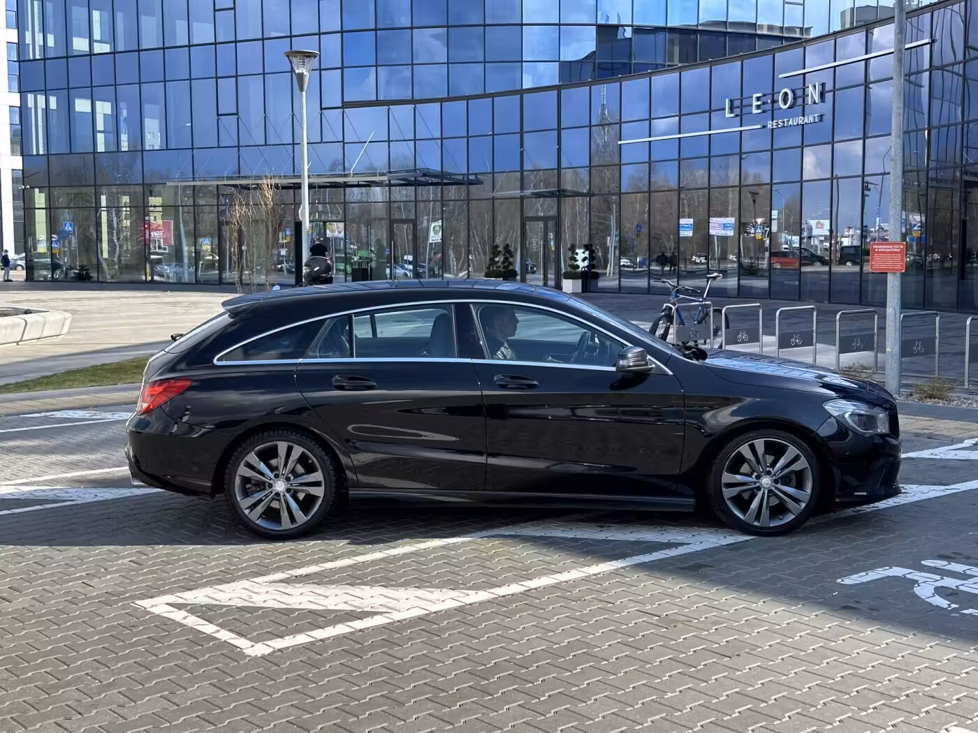 Mercedes-Benz CLA фото 8