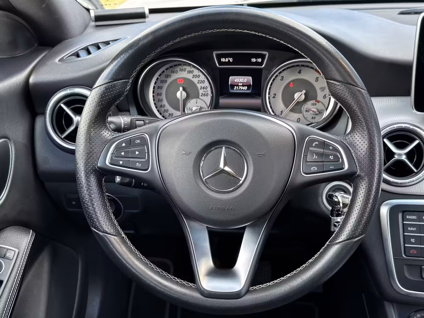 Mercedes-Benz CLA фото 11