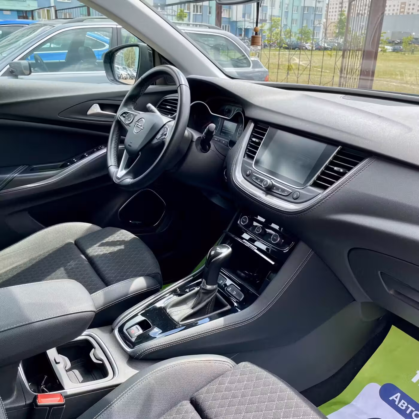 Opel Grandland X фото 9