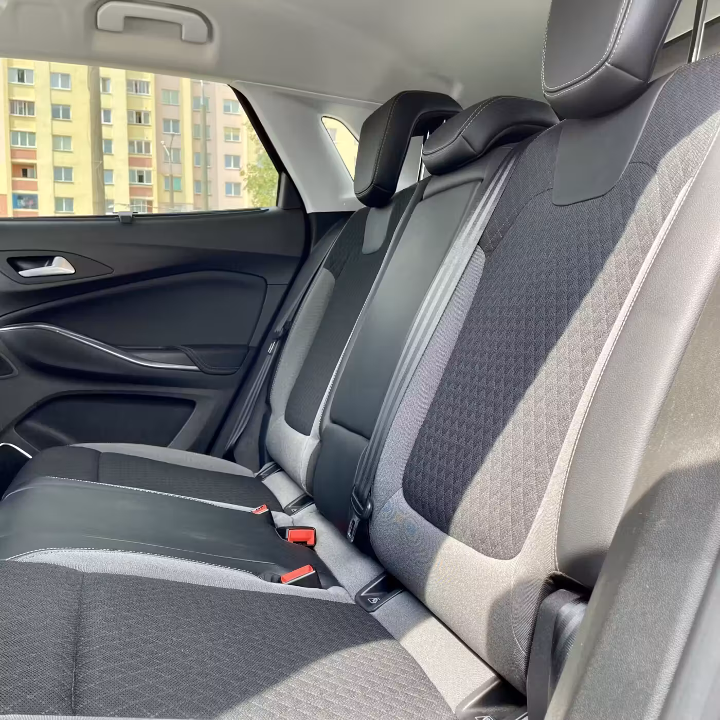 Opel Grandland X фото 14