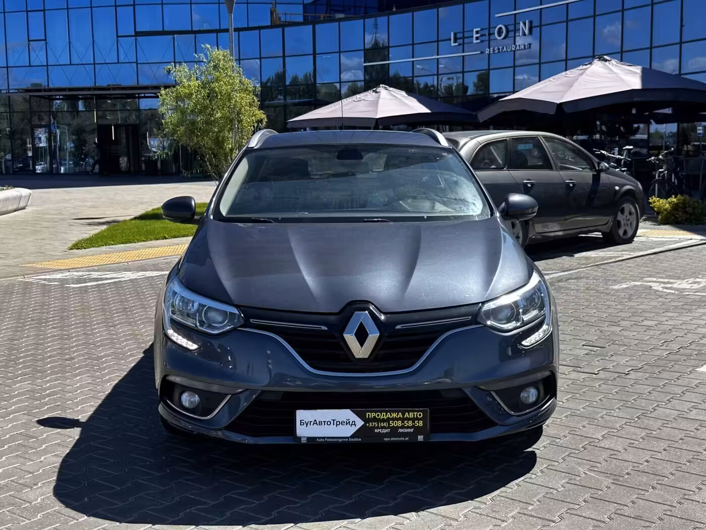 Renault Megane фото 2