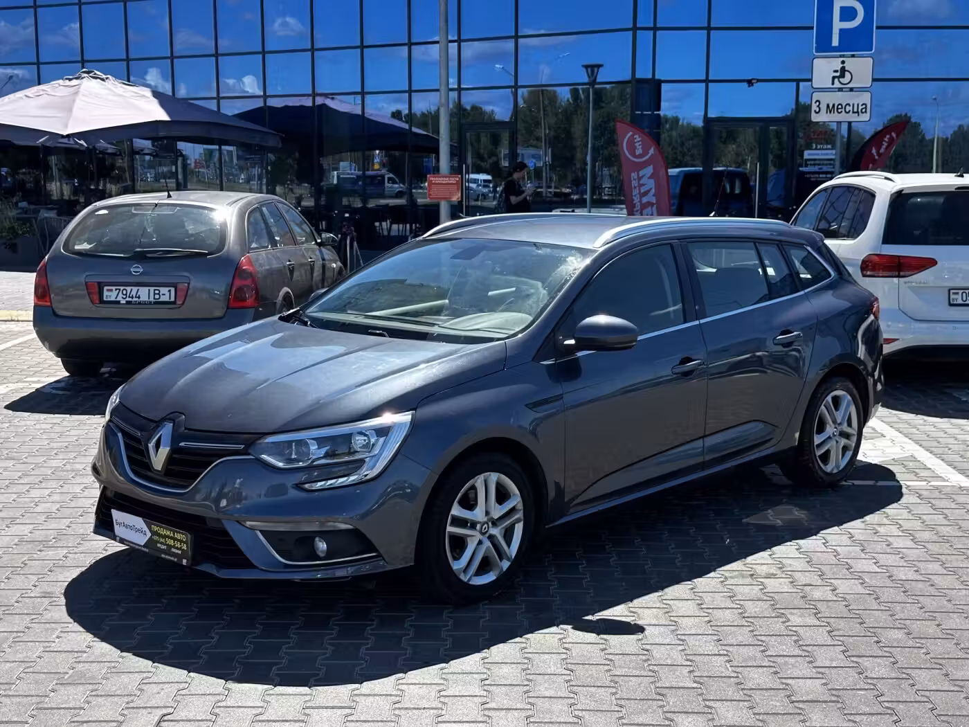 Renault Megane фото 3