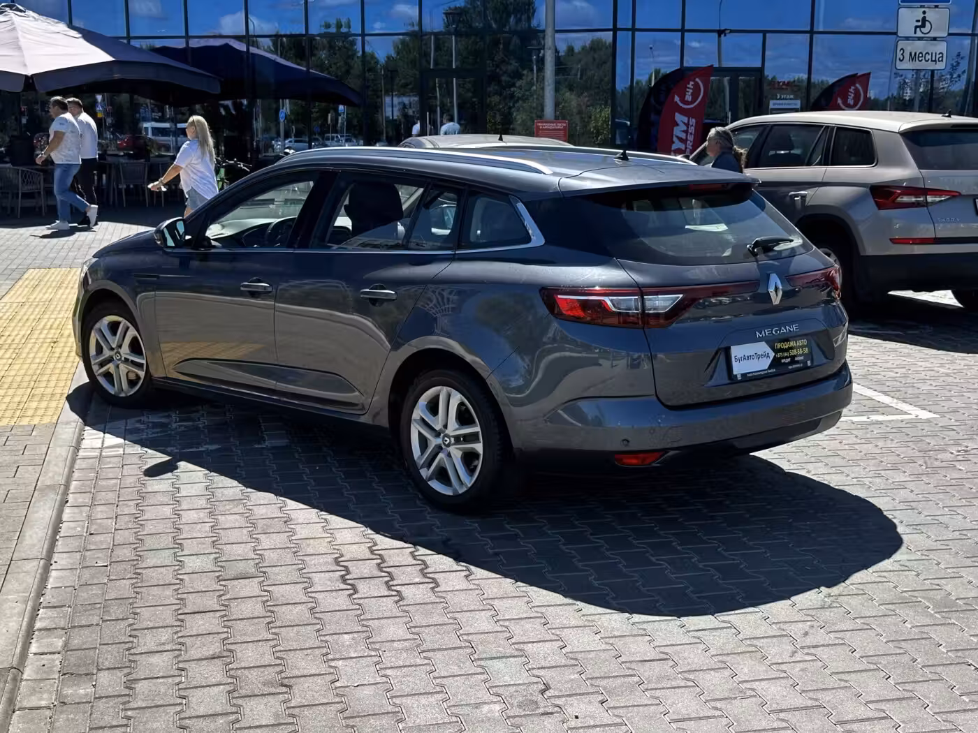 Renault Megane фото 5