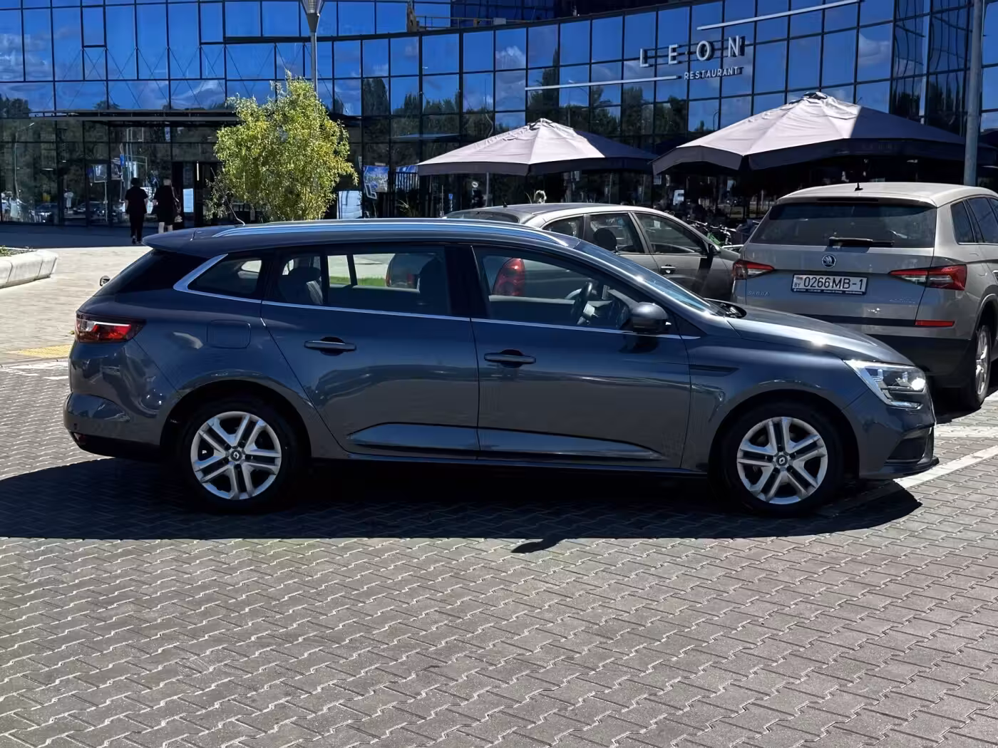 Renault Megane фото 8