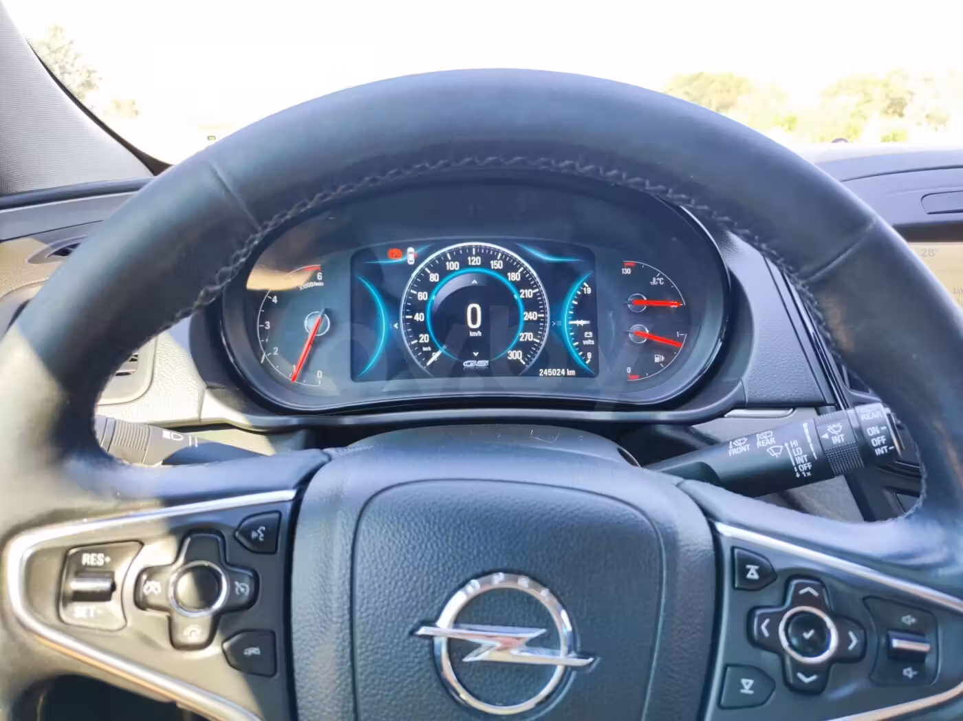 Opel Insignia фото 8