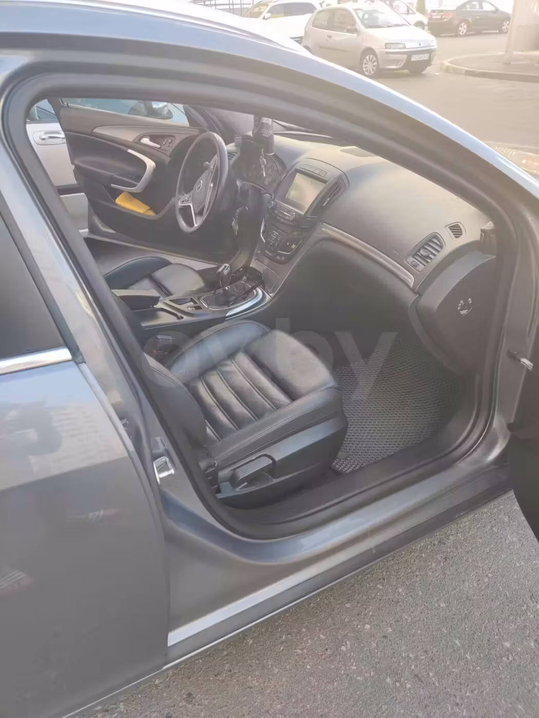 Opel Insignia фото 11