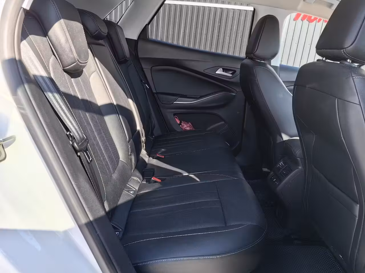Opel Grandland X фото 9
