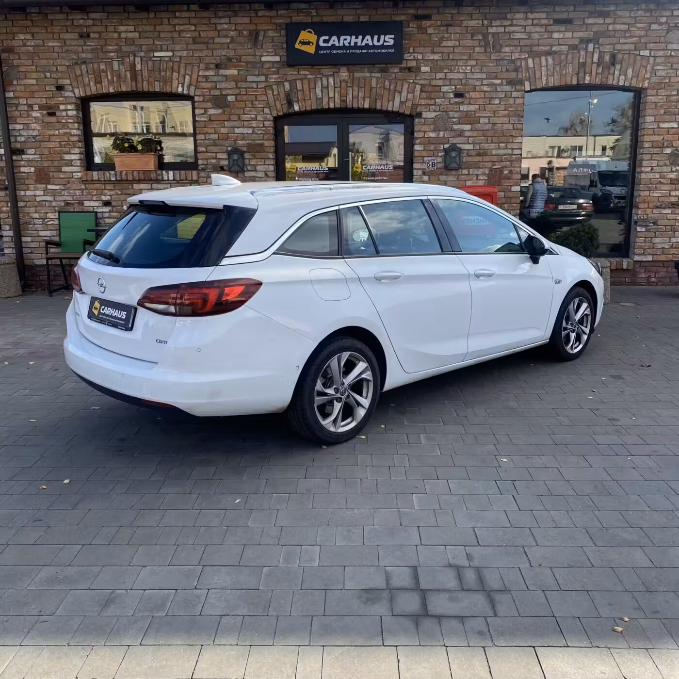 Opel Astra фото 6