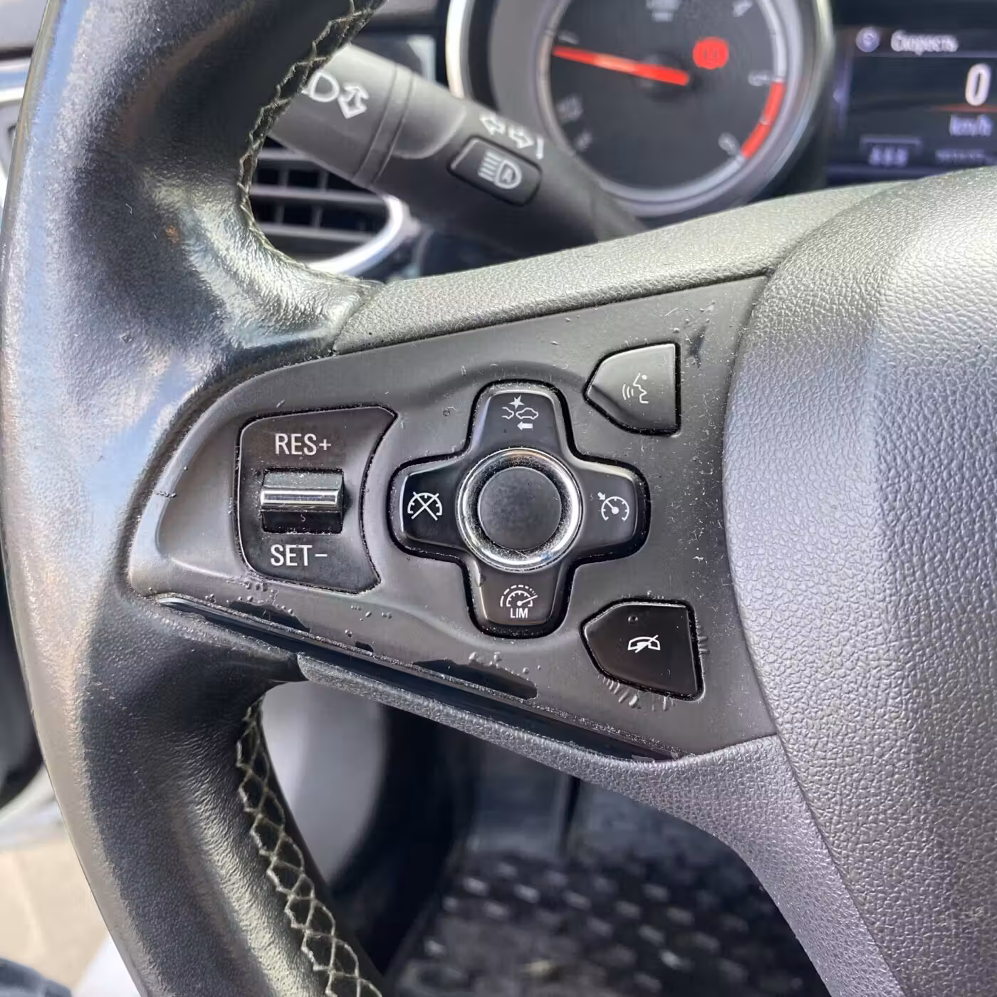 Opel Astra фото 14
