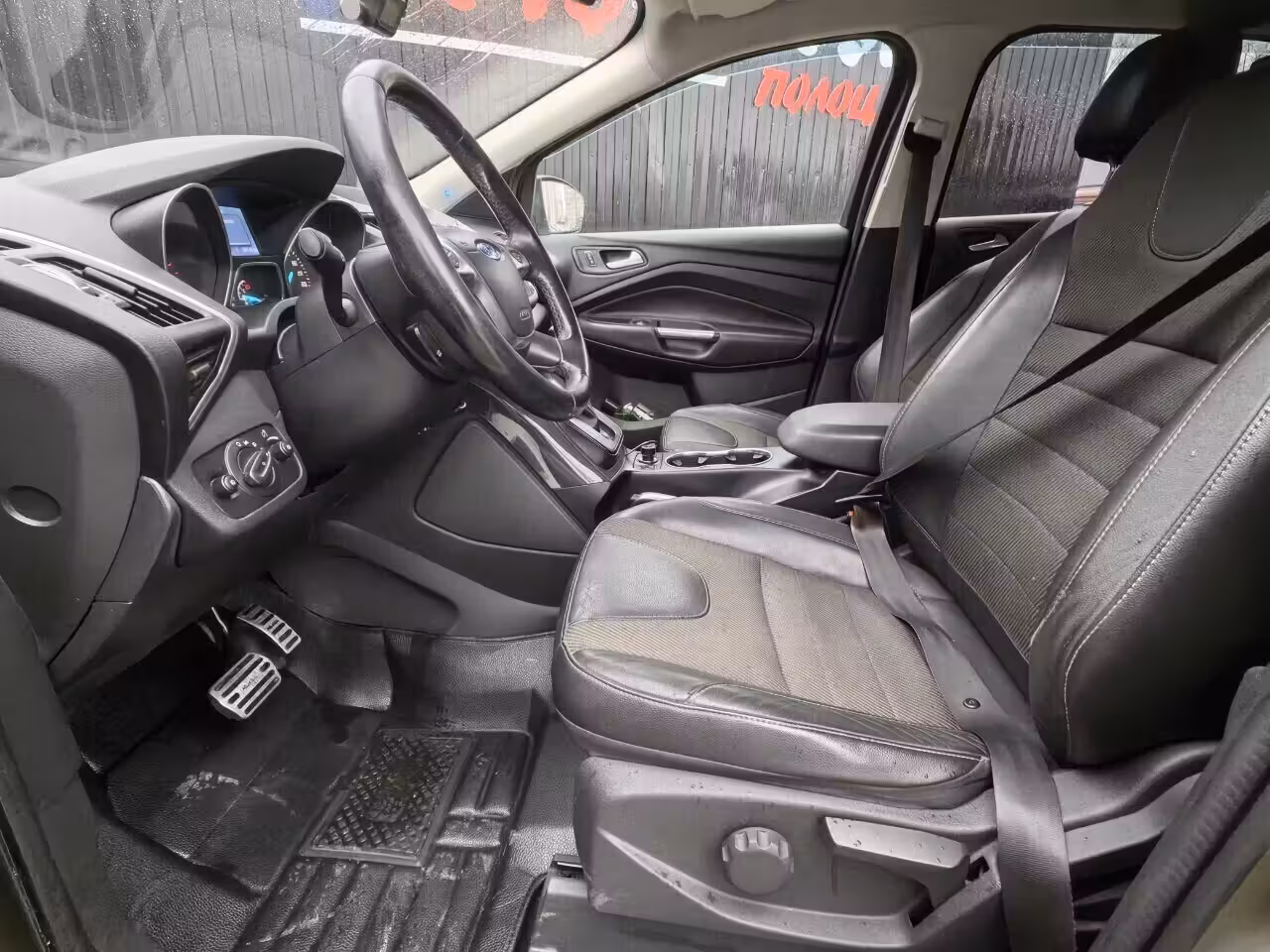 Ford Kuga фото 8