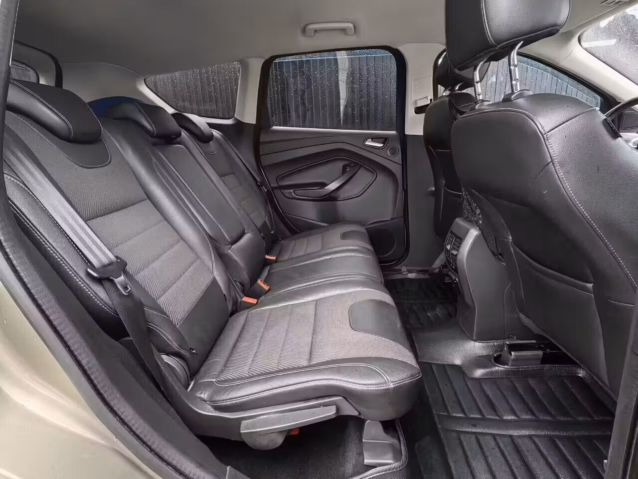 Ford Kuga фото 10