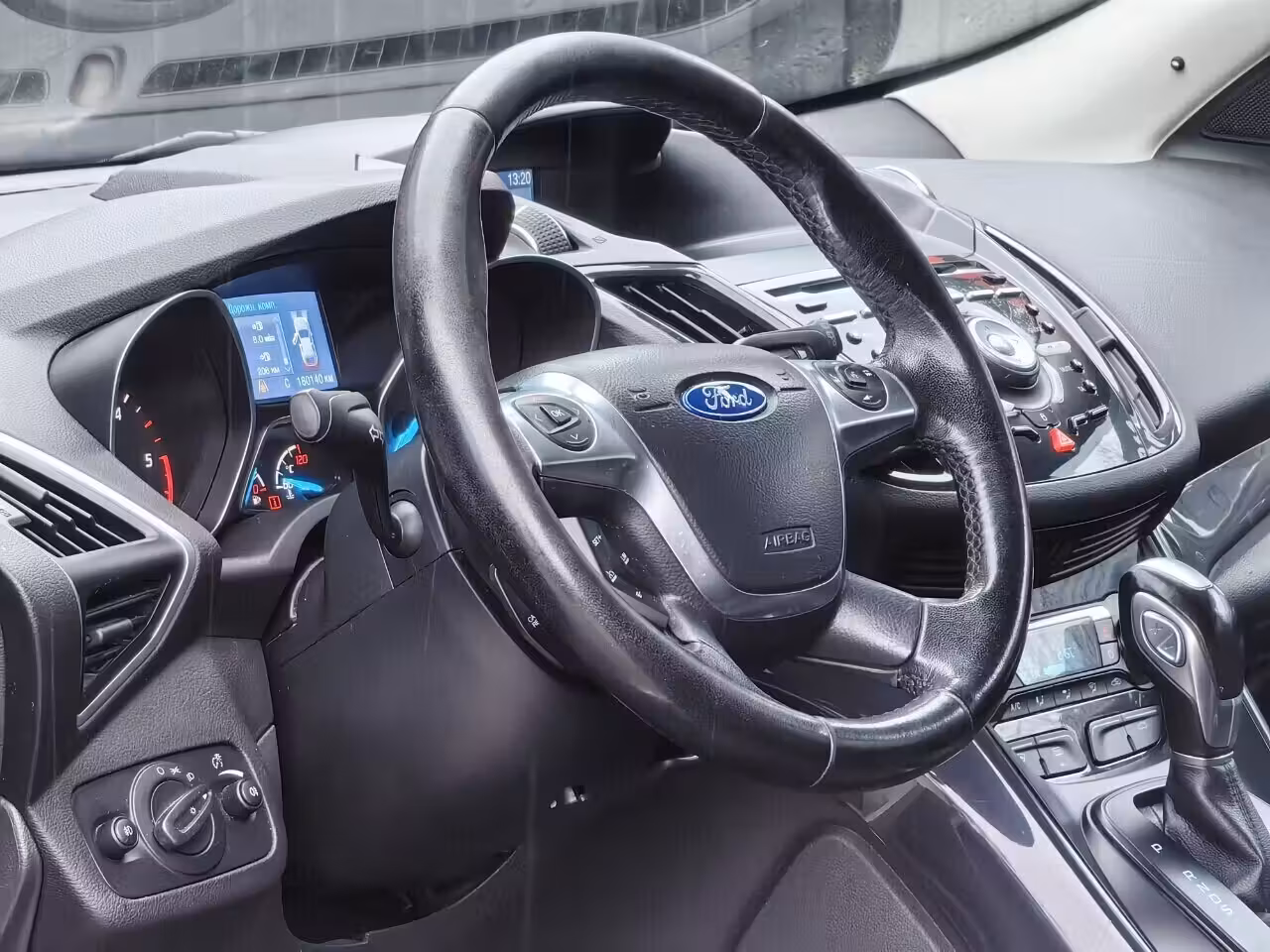 Ford Kuga фото 14