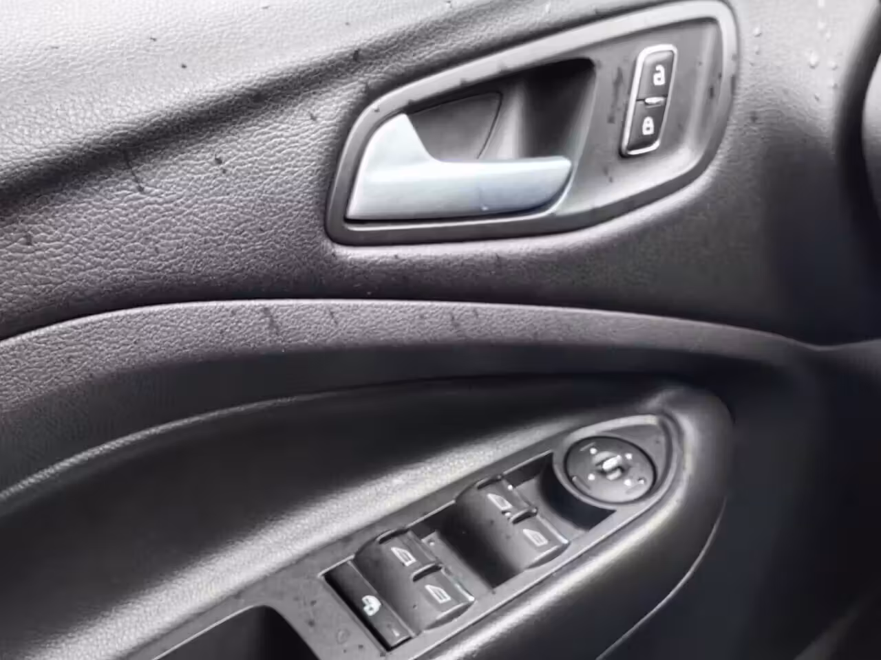 Ford Kuga фото 18