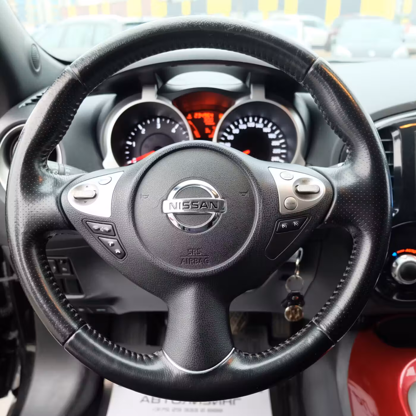 Nissan Juke фото 15