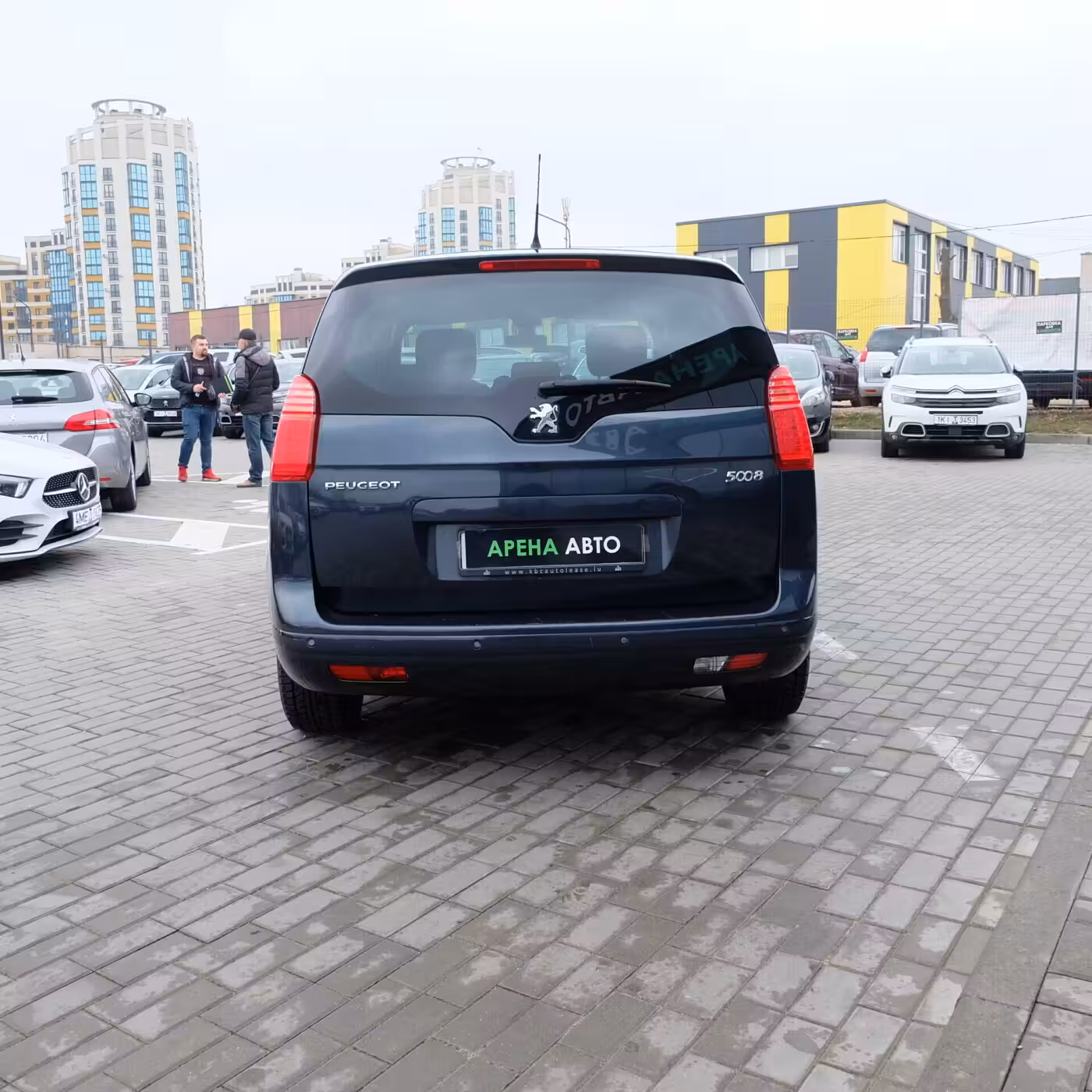 Peugeot 5008 фото 5