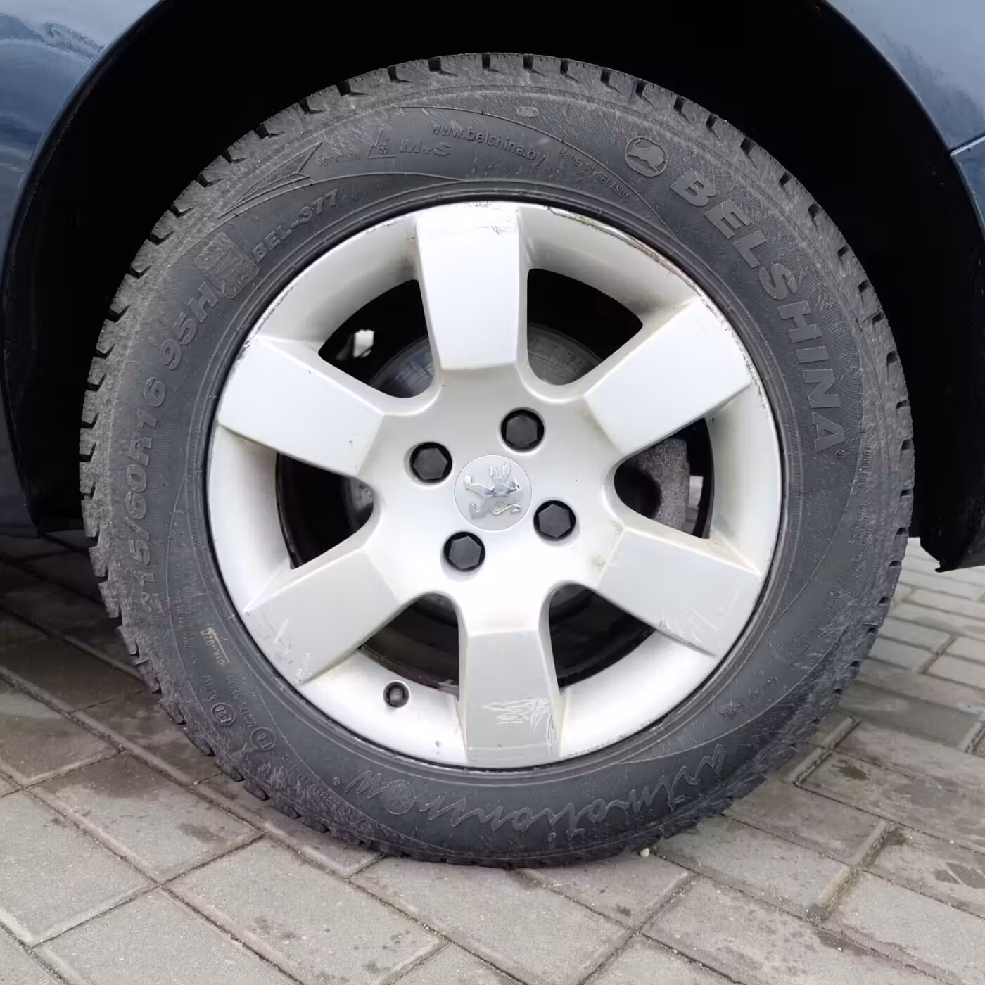 Peugeot 5008 фото 8