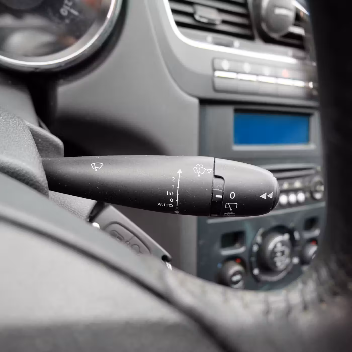 Peugeot 5008 фото 17