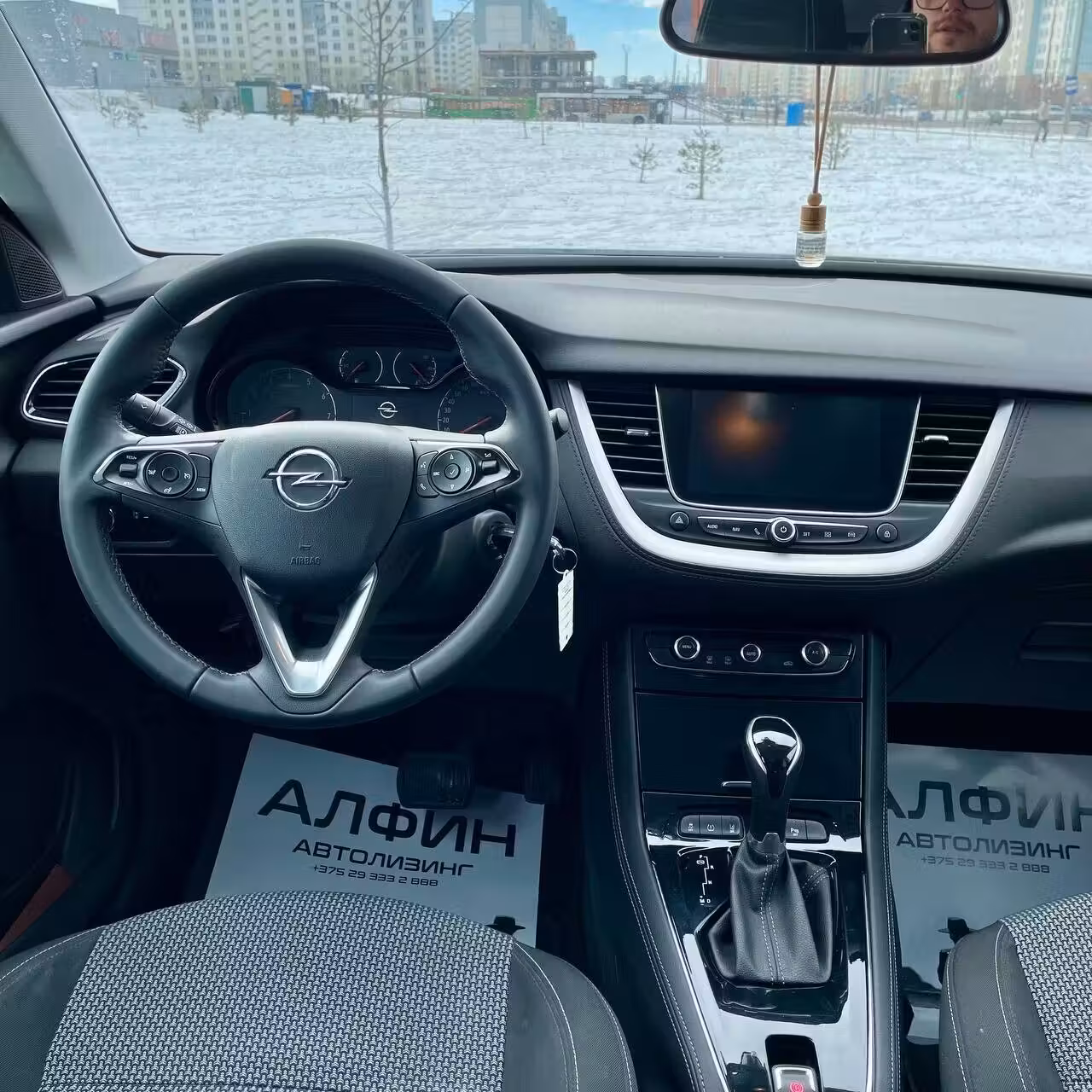 Opel Grandland X фото 10