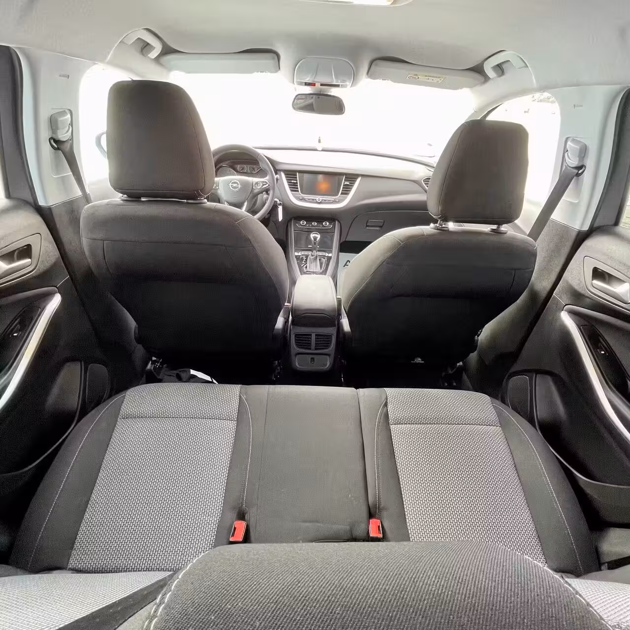 Opel Grandland X фото 13