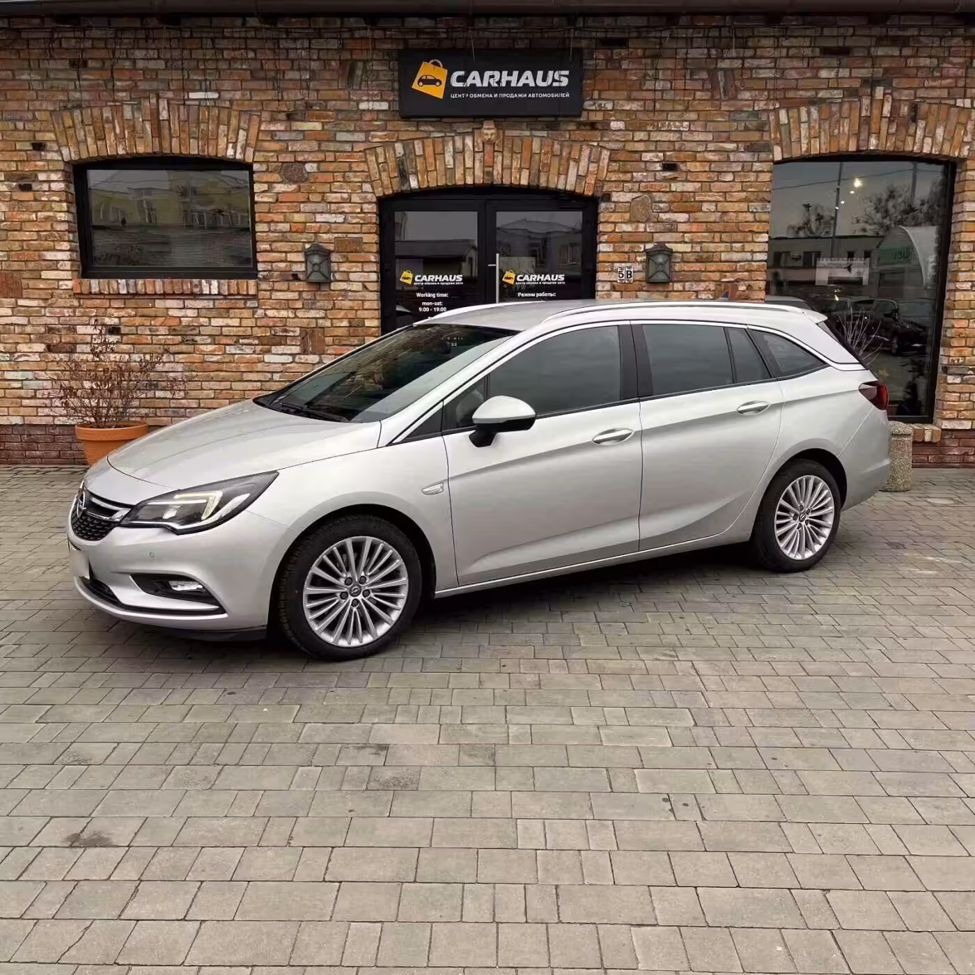 Opel Astra фото 3