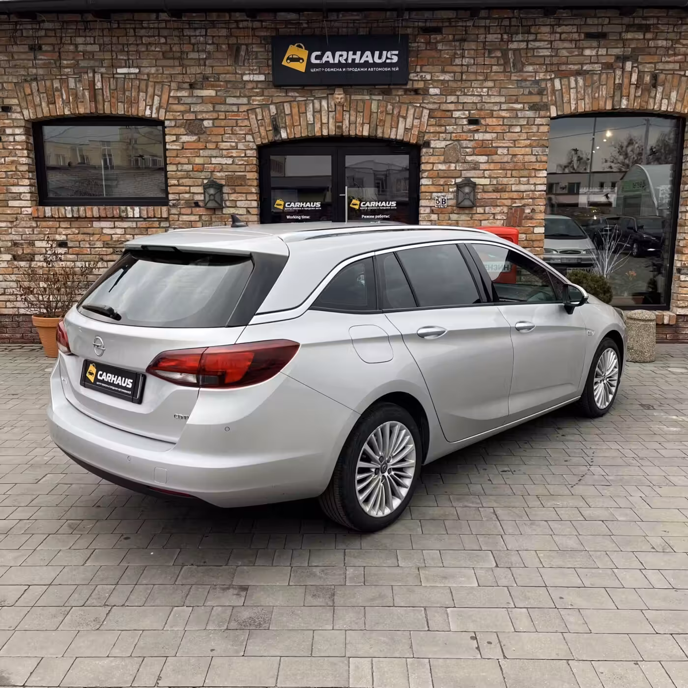 Opel Astra фото 6