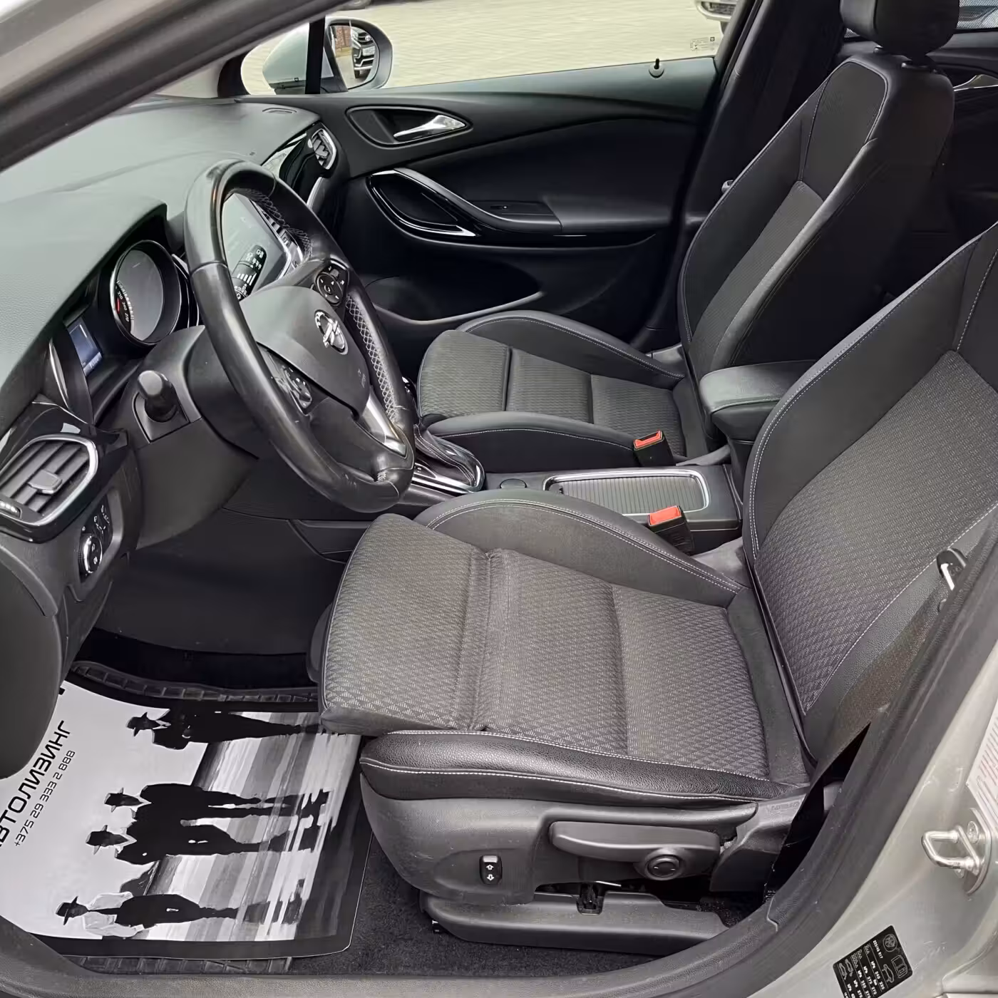 Opel Astra фото 9