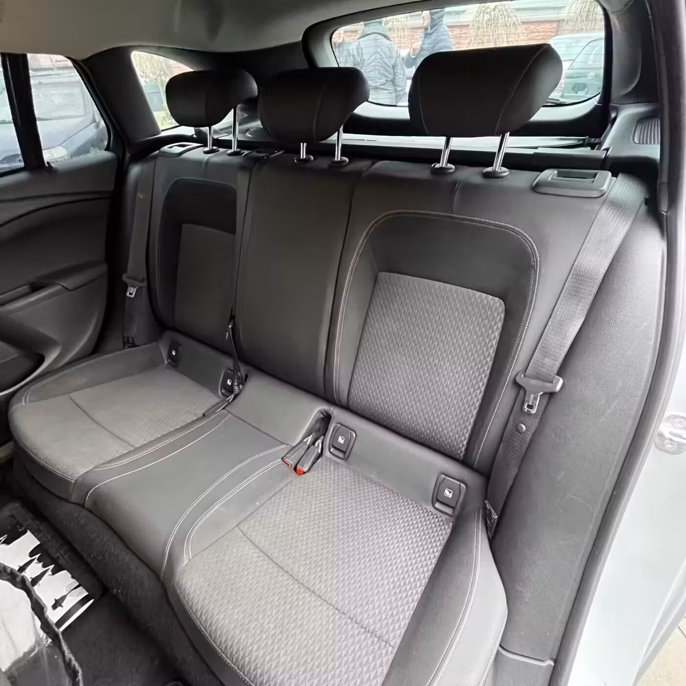 Opel Astra фото 20