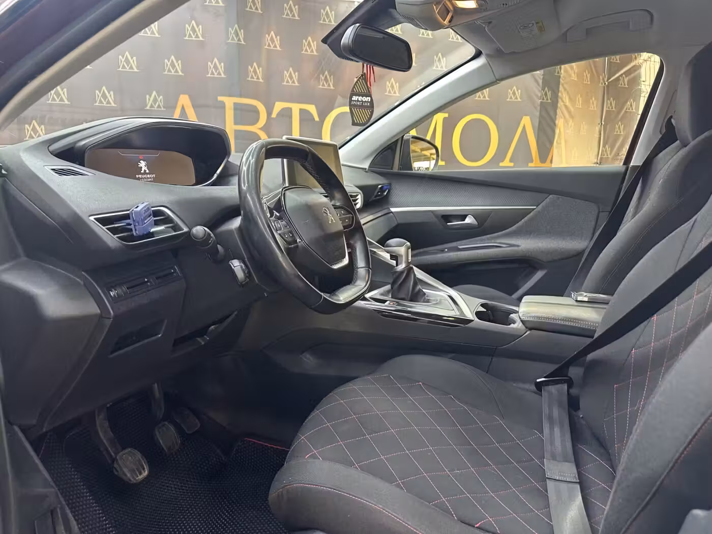 Peugeot 3008 фото 18