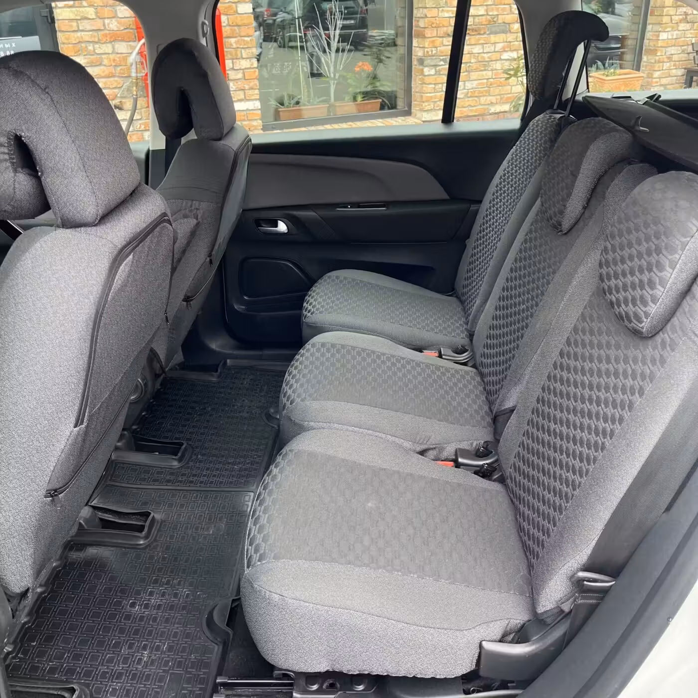 Citroen C4 Grand Spacetourer фото 15