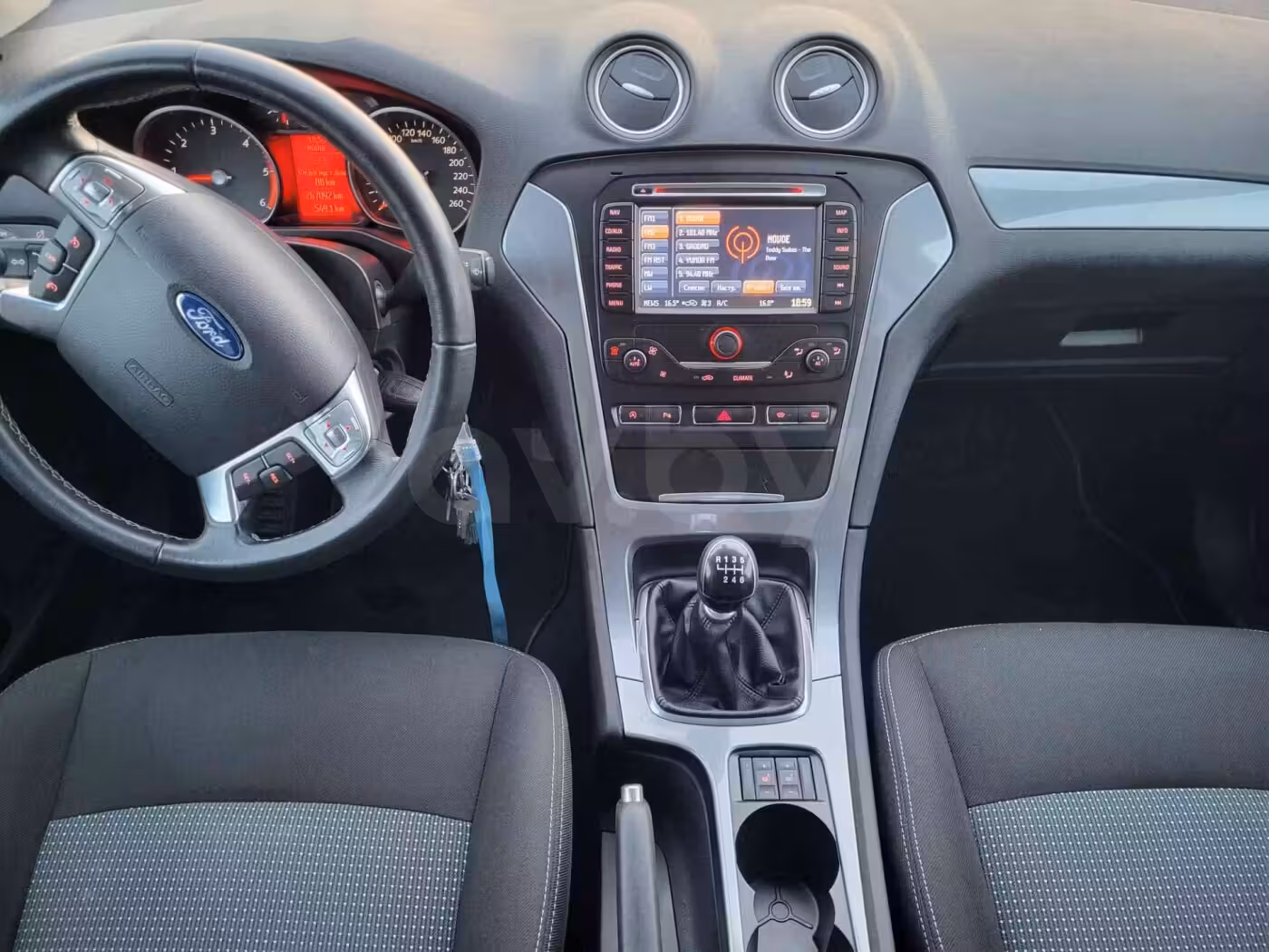 Ford Mondeo фото 14