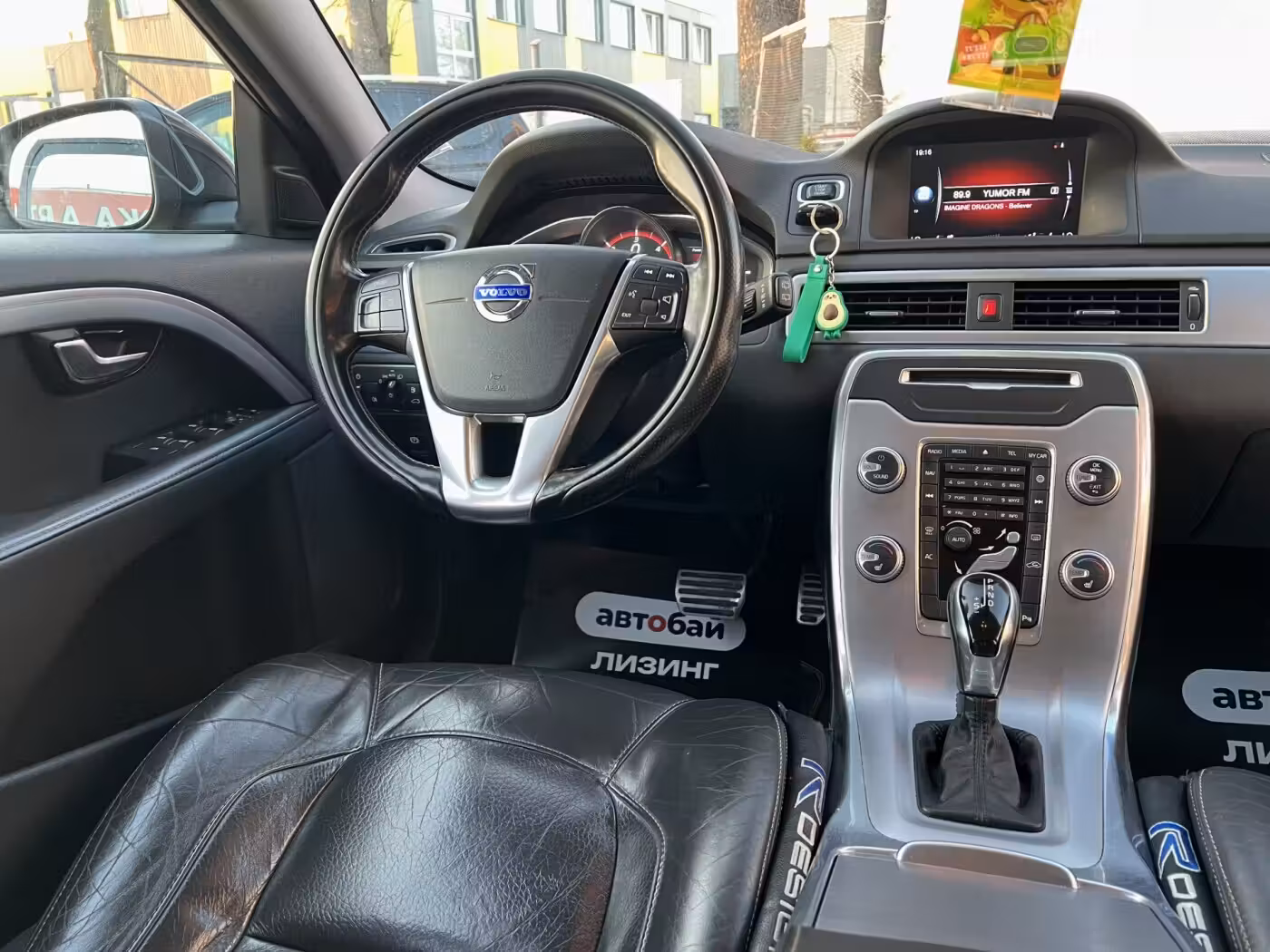 Volvo V70 фото 19