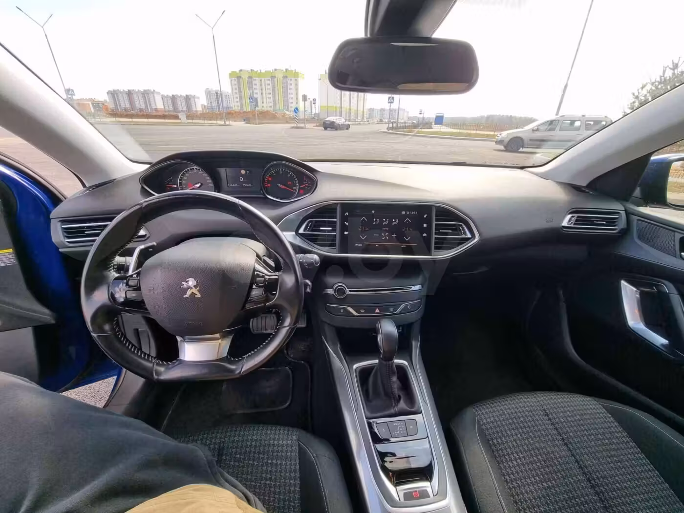Peugeot 308 фото 10