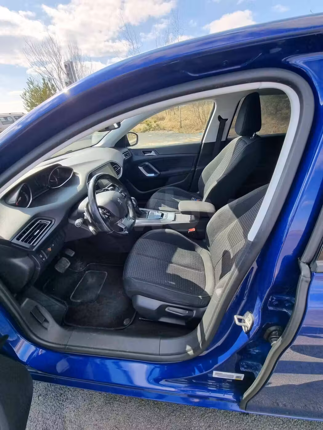 Peugeot 308 фото 11
