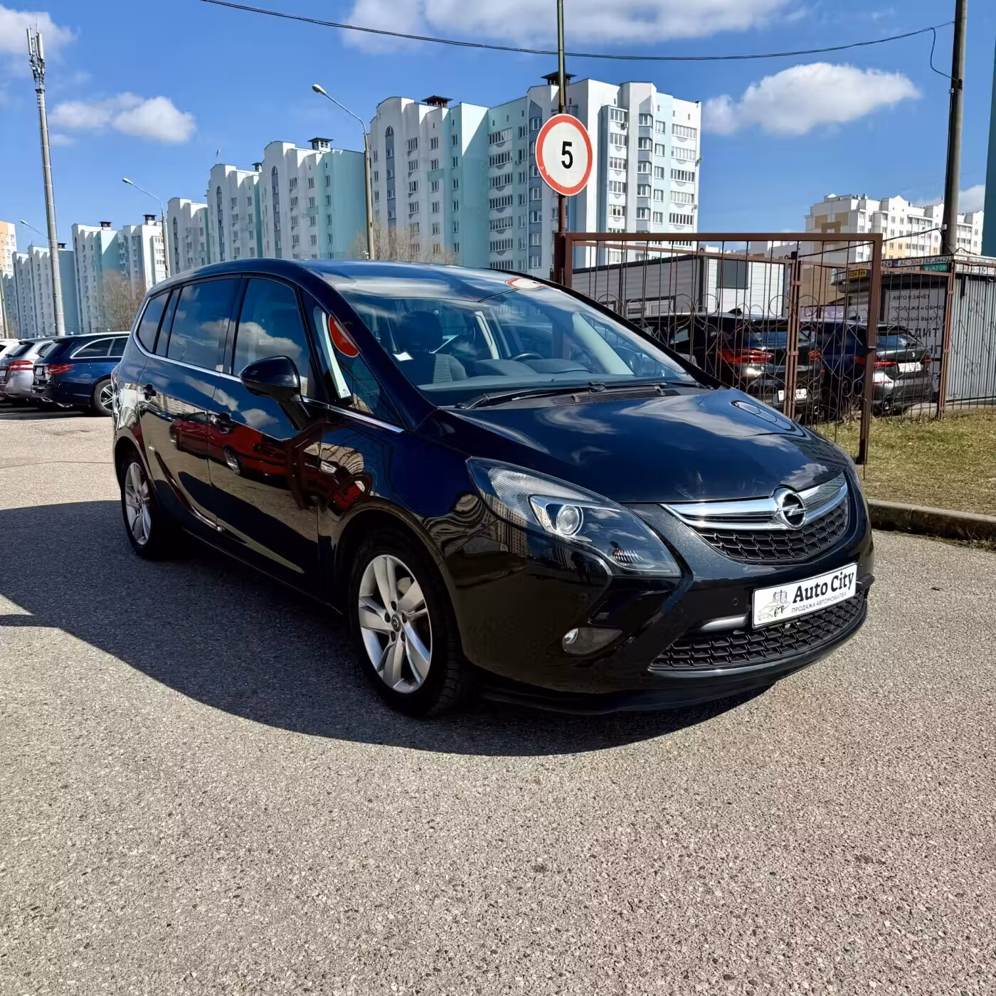 Opel Zafira фото 3