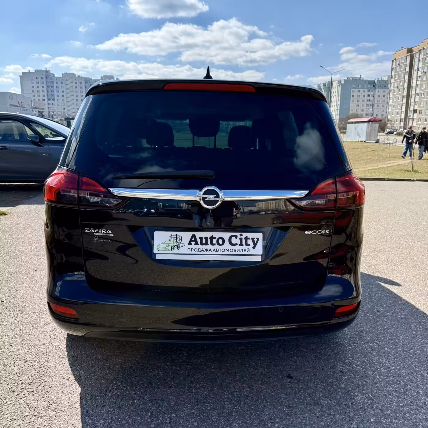Opel Zafira фото 5