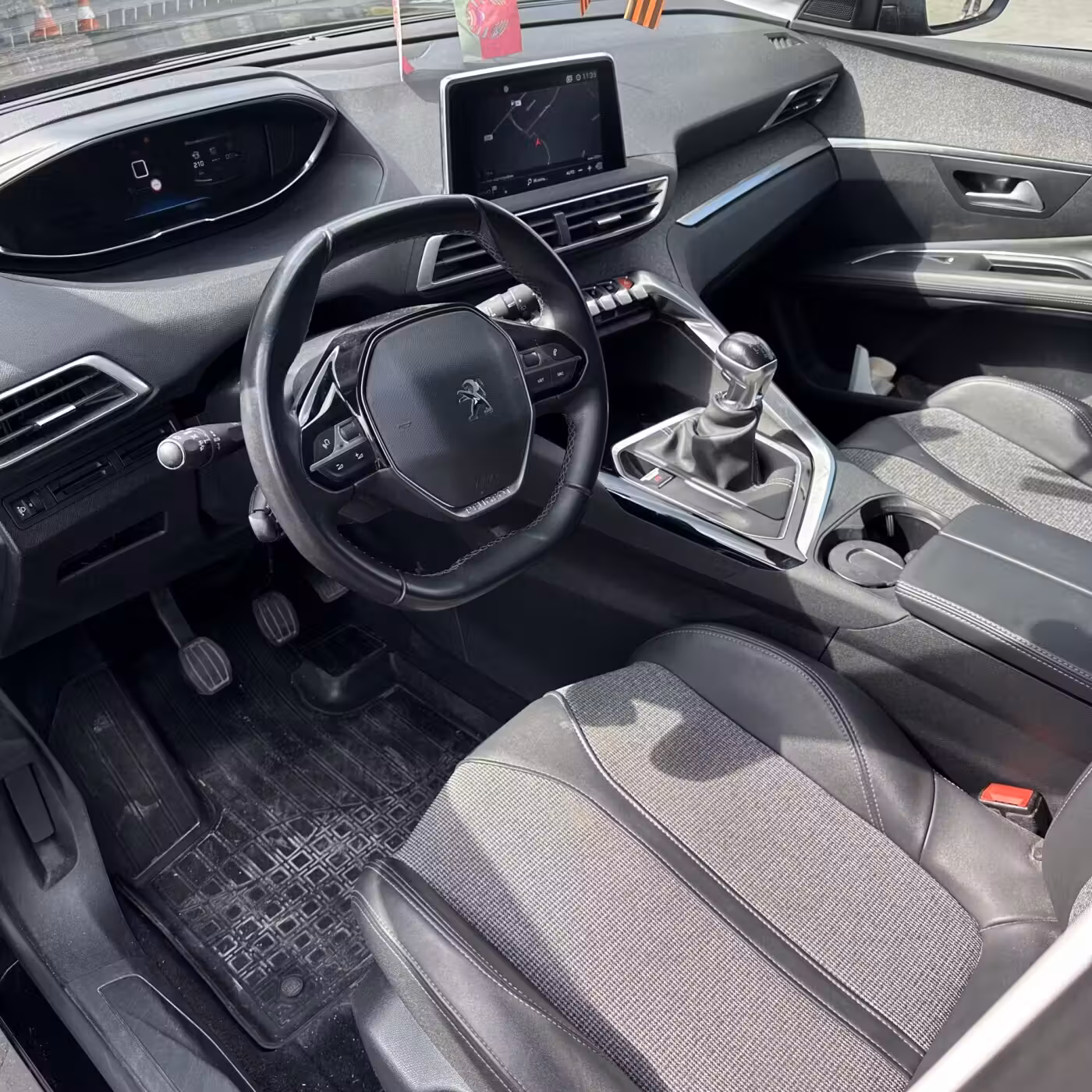 Peugeot 3008 фото 10
