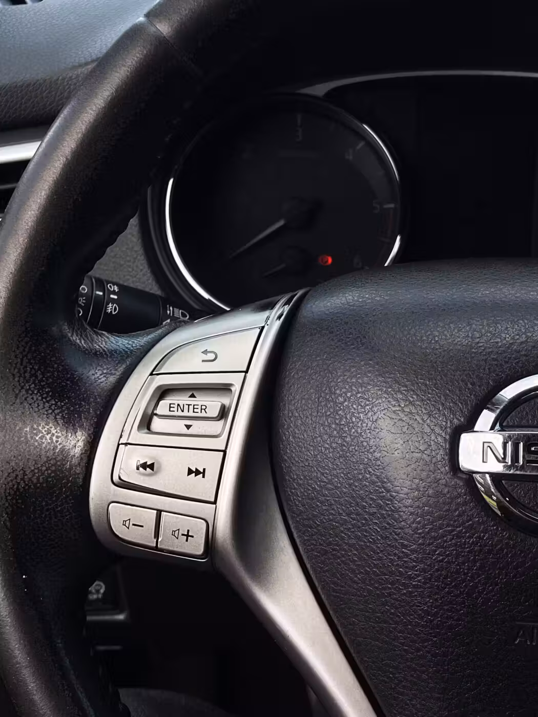 Nissan X-Trail фото 11