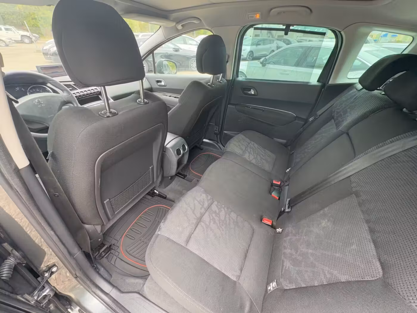 Peugeot 3008 фото 13