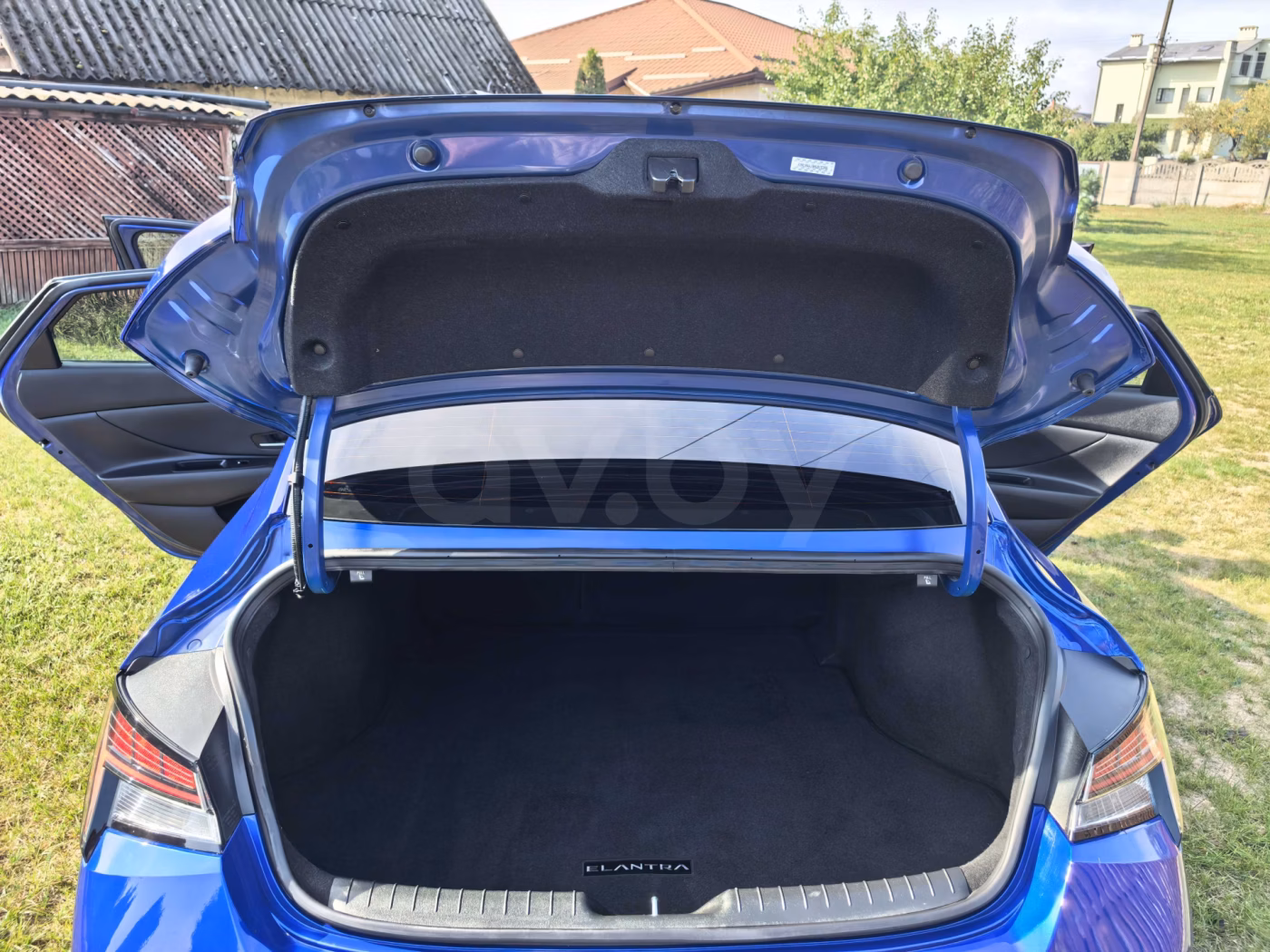 Hyundai Elantra фото 11