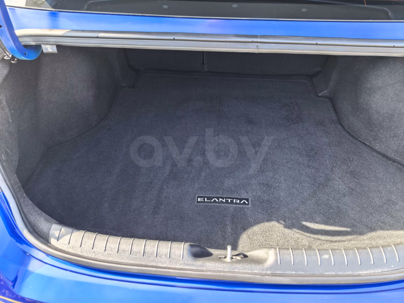 Hyundai Elantra фото 12