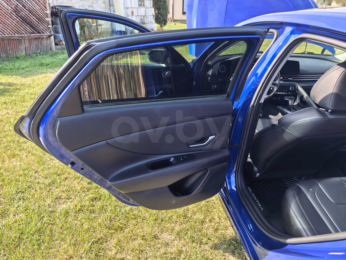 Hyundai Elantra фото 14