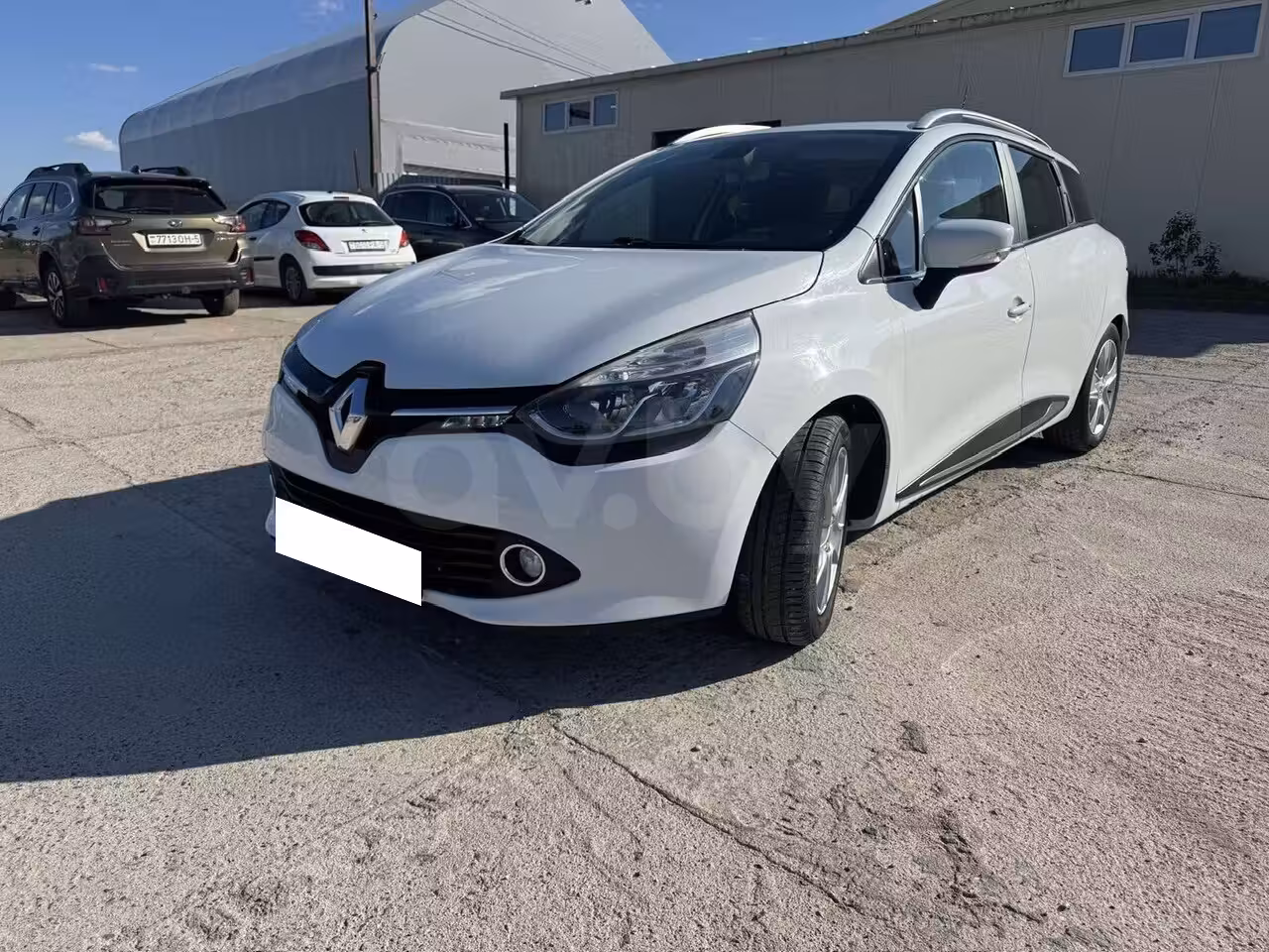 Renault Clio фото 15